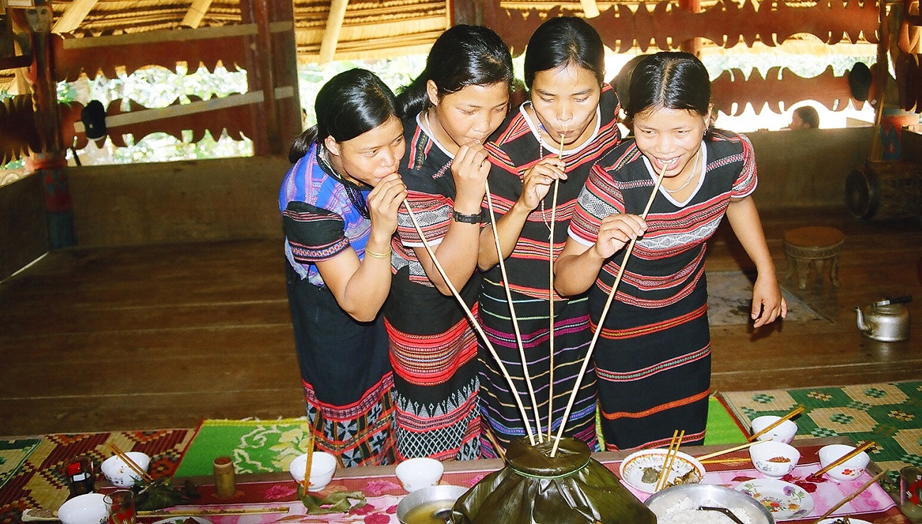 TREKKING A ROANG / A LUOI